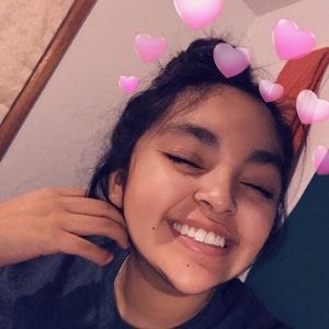 Meet your Posher, Angie